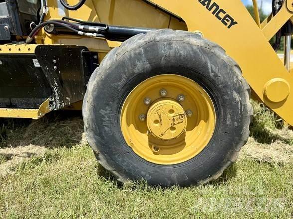 CAT 416 Екскаватори-навантажувачі
