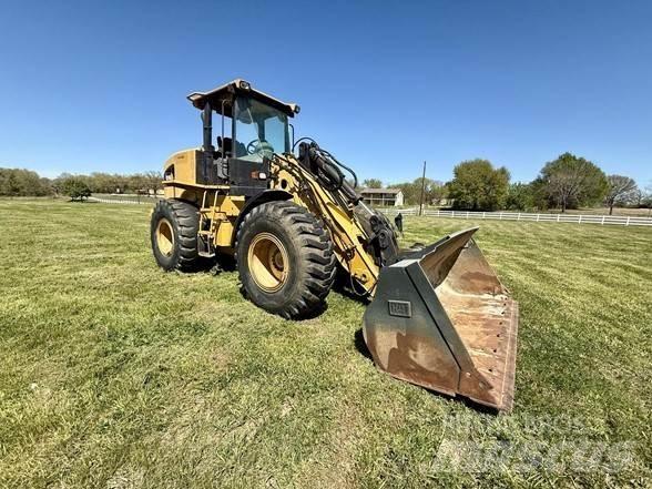 CAT 924G Фронтальні навантажувачі