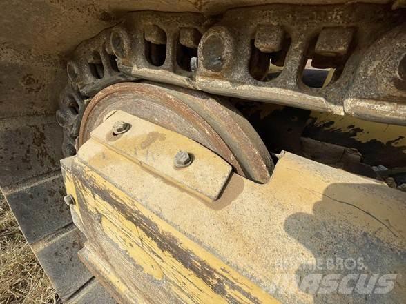 CAT D3K2 XL Гусеничні бульдозери