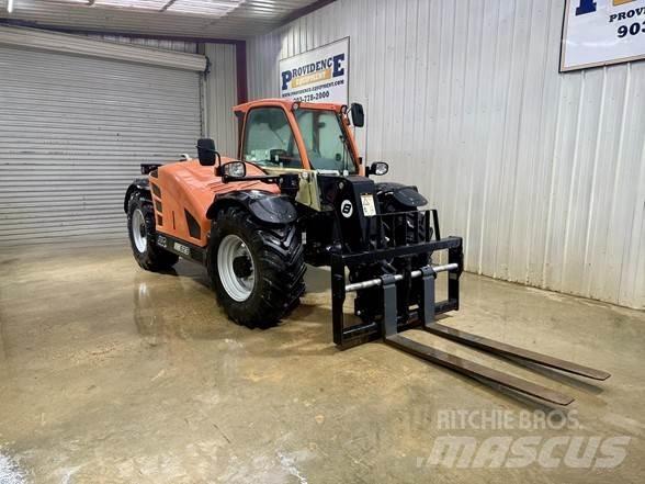 JLG 823 Телескопічні навантажувачі