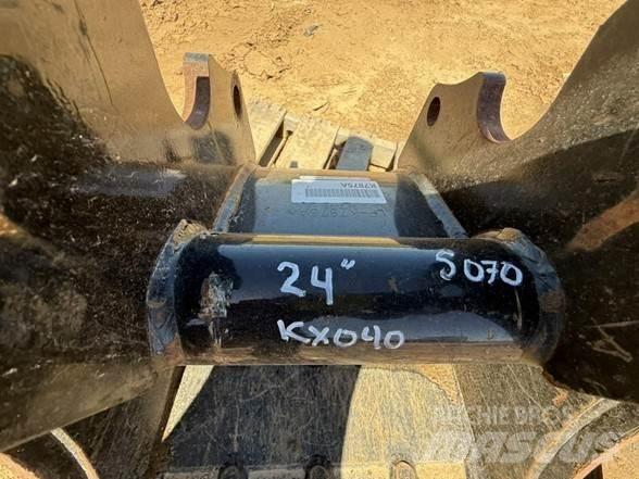 Kubota  Ковші