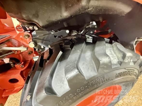 Kubota BX23S Екскаватори-навантажувачі