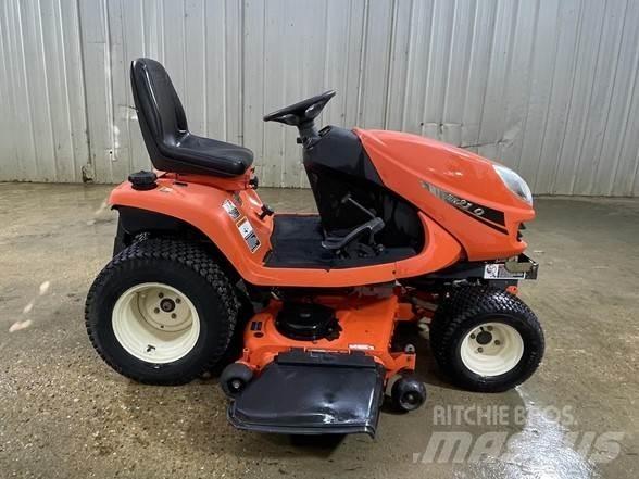 Kubota GR2110 Самохідні газонокосарки