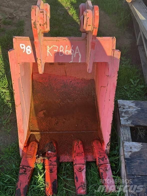Kubota K7866A Ковші