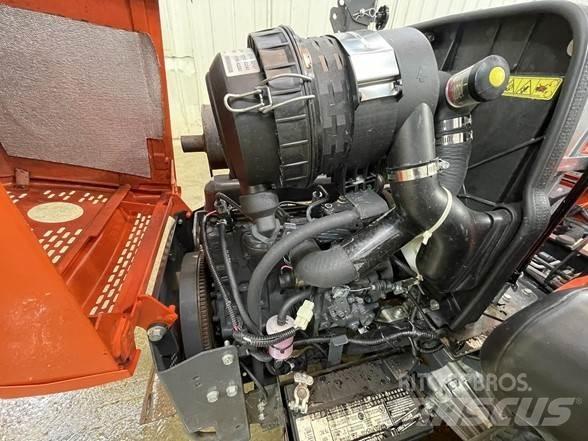 Kubota ZD1211 Zero turn косарки