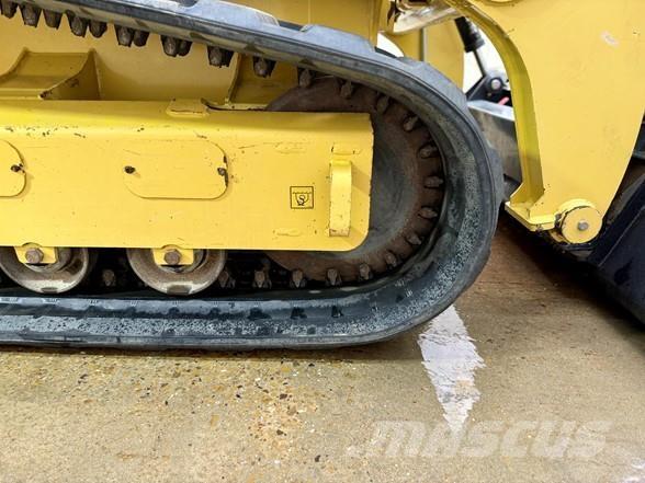 Yanmar T210 Міні-навантажувачі