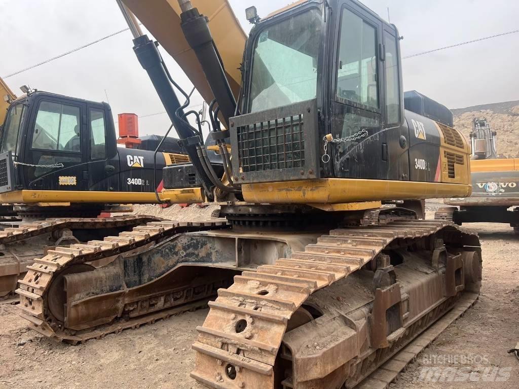 CAT 340D2L Гусеничні екскаватори