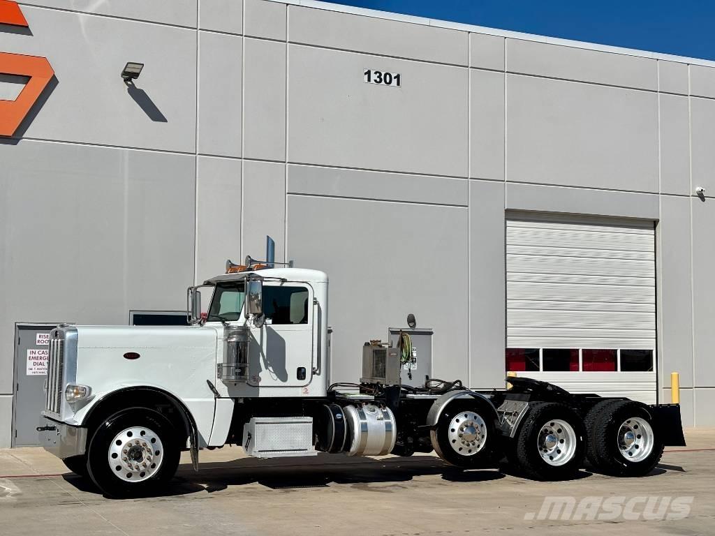 Peterbilt 389 Тягачі
