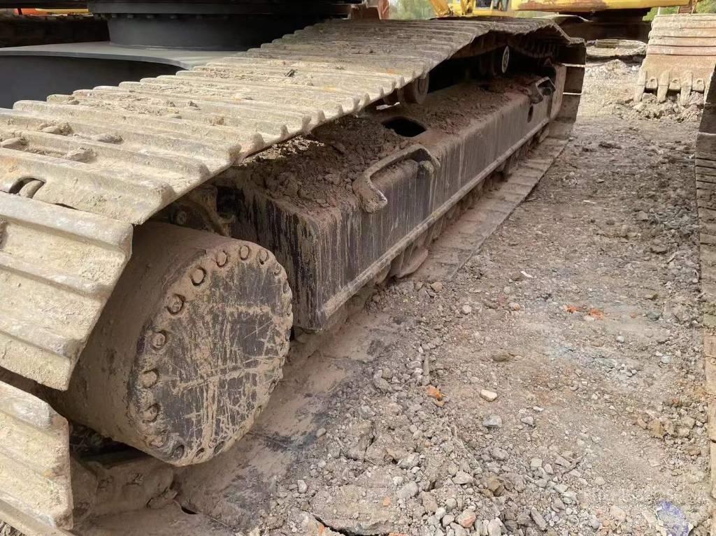 Volvo EC 250 D Гусеничні екскаватори