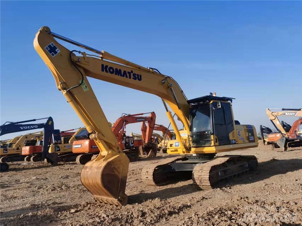 Komatsu PC 220-8 Гусеничні екскаватори