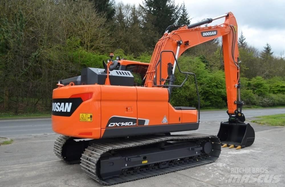 Doosan DX 140 LC-5 Гусеничні екскаватори