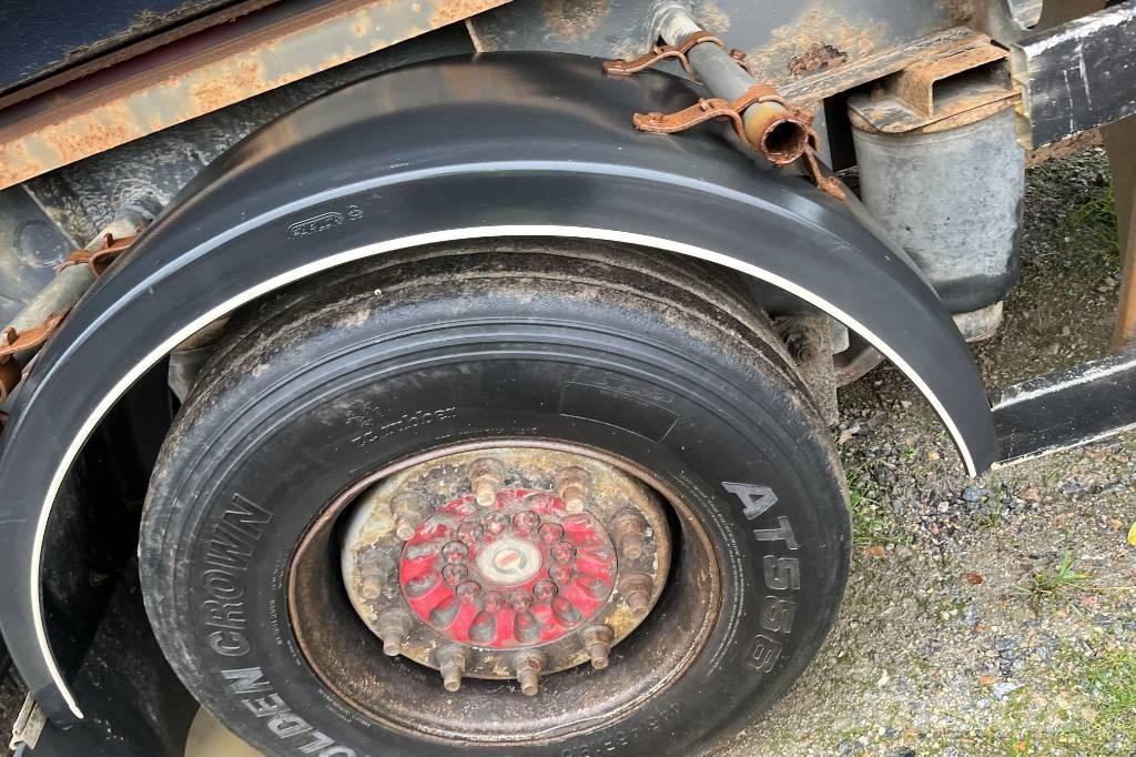 Volvo FH 12 Вантажівки з гаковим підйомом