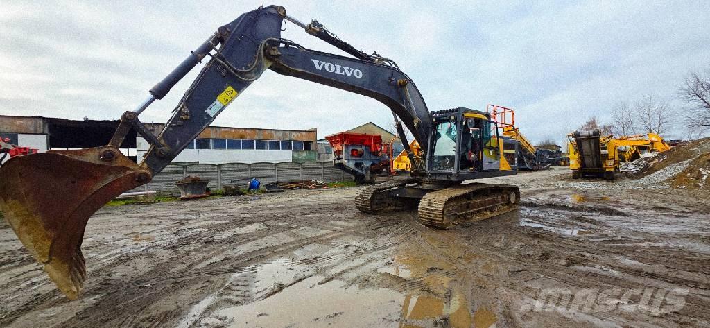 Volvo EC 300 EL Гусеничні екскаватори
