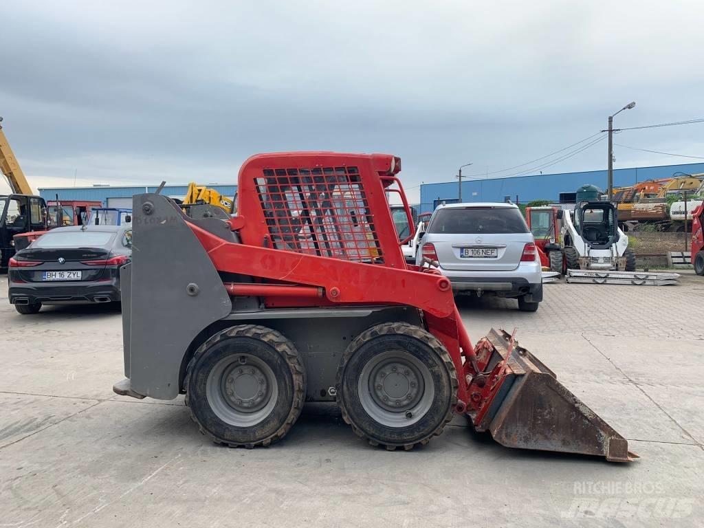 Gehl 4240 Міні-навантажувачі