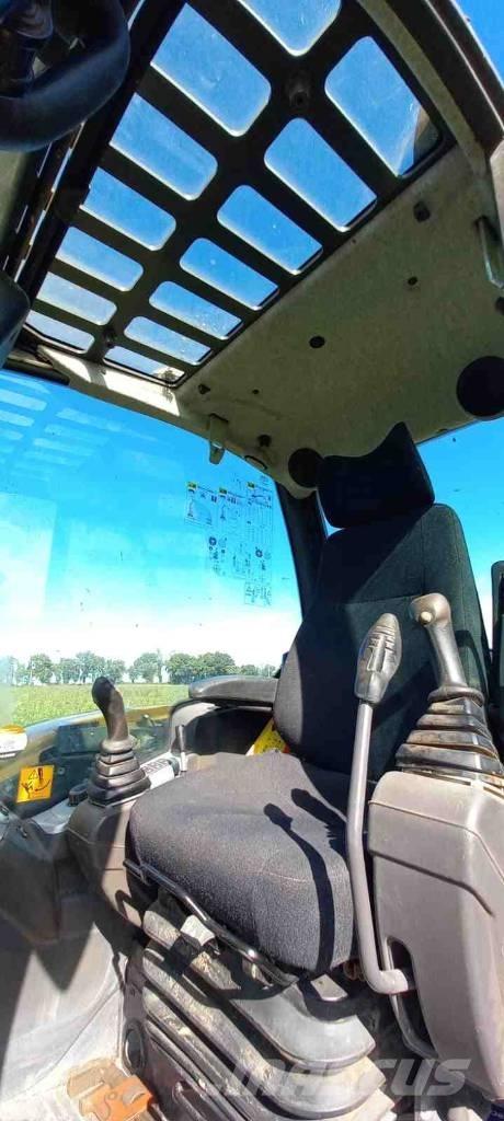 Mecalac 8 MCR Гусеничні екскаватори