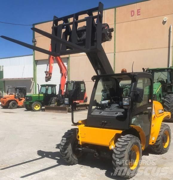 JCB 520-40 Телескопічний навантажувач