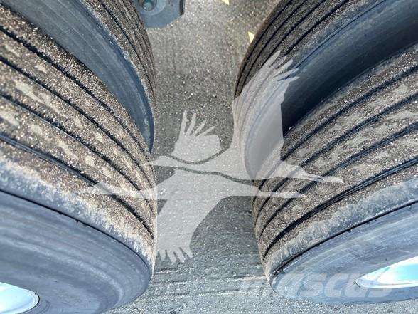 Utility 3000R Напівпричепи-рефрижератори