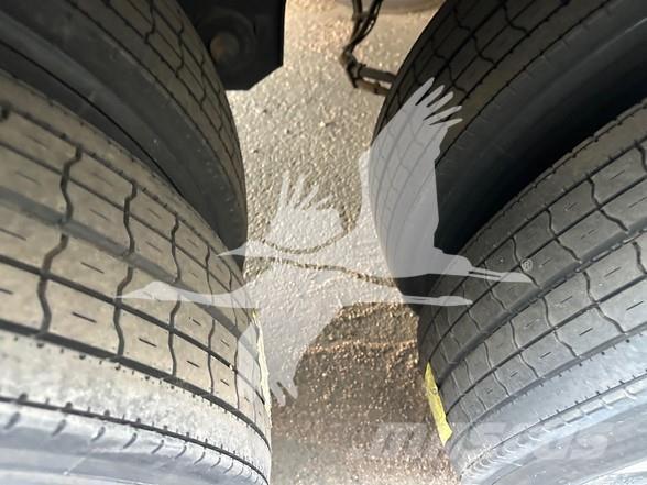 Utility 3000R Напівпричепи-рефрижератори