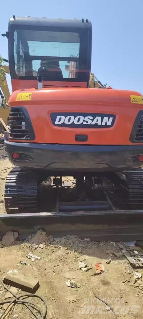 Doosan DX60 Міні-екскаватори < 7т