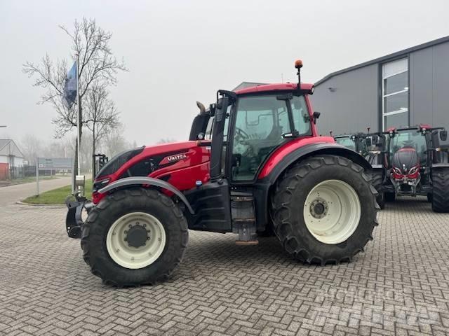 Valtra T144 Hitech Трактори