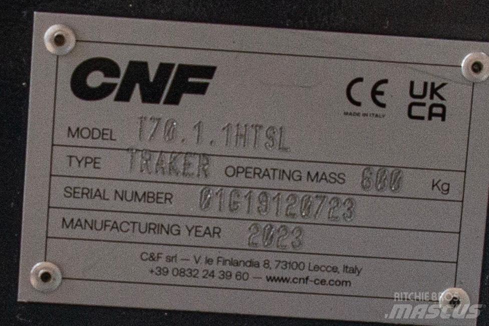 CNF T70HTSL Гусеничні самоскиди
