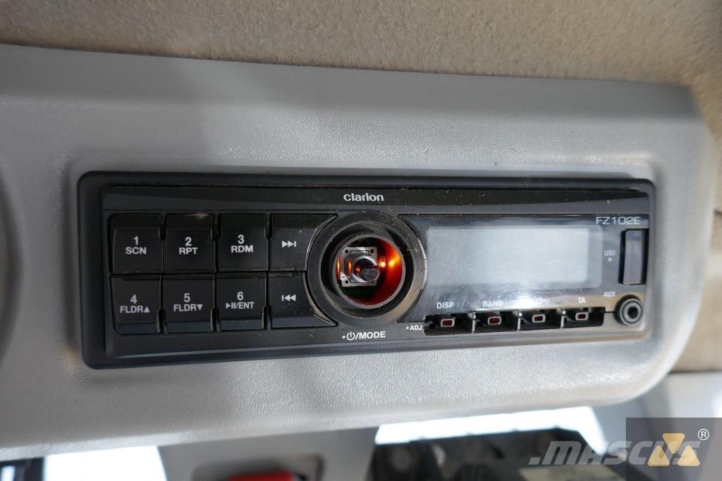 CAT 938M Фронтальні навантажувачі