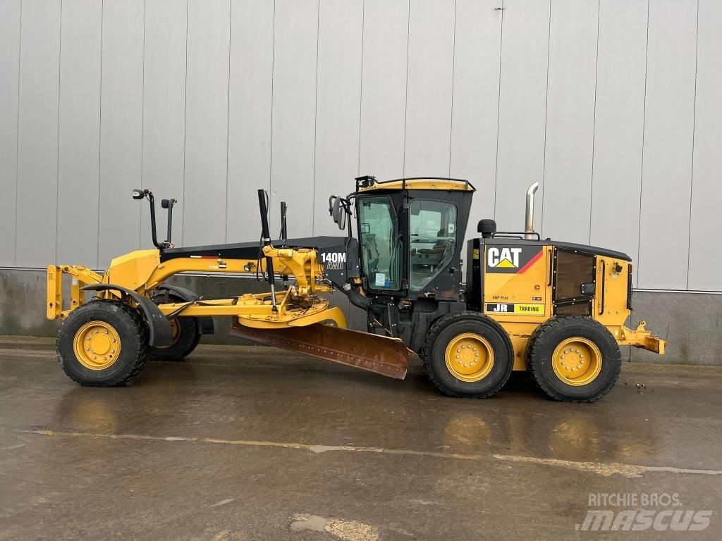 CAT 140 M AWD Грейдери