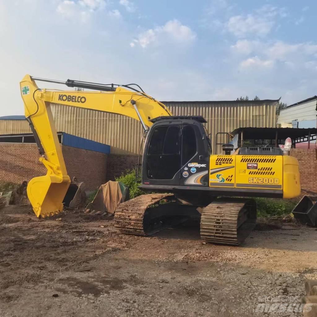 Kobelco SK200D Гусеничні екскаватори