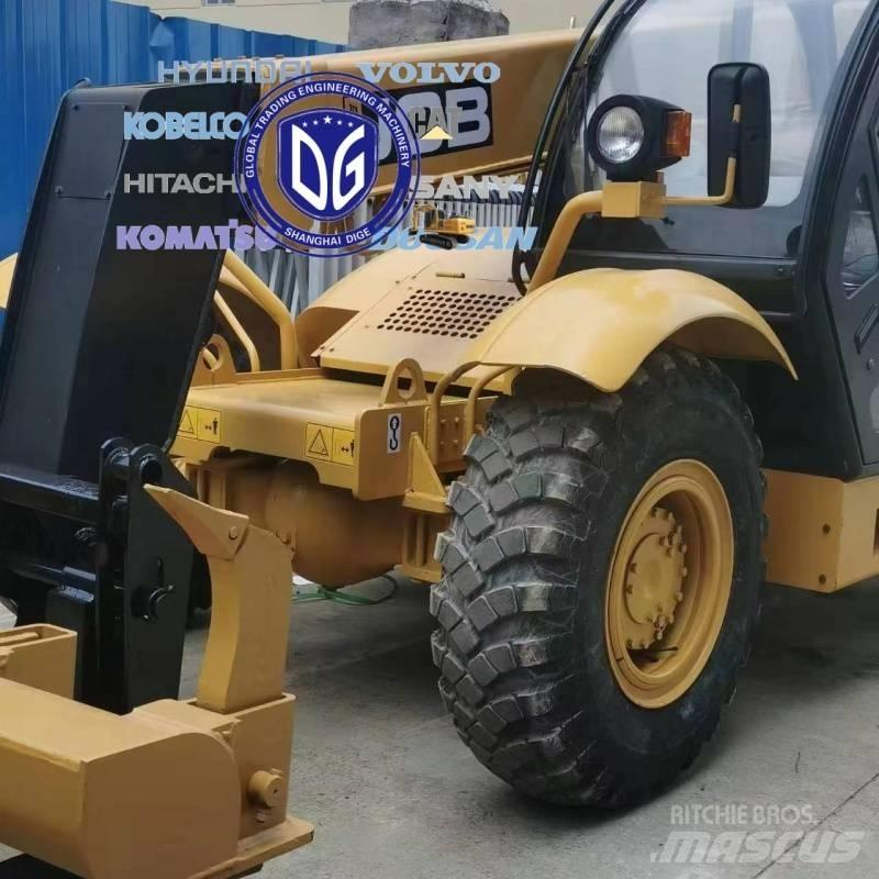 JCB 535 Телескопічні навантажувачі