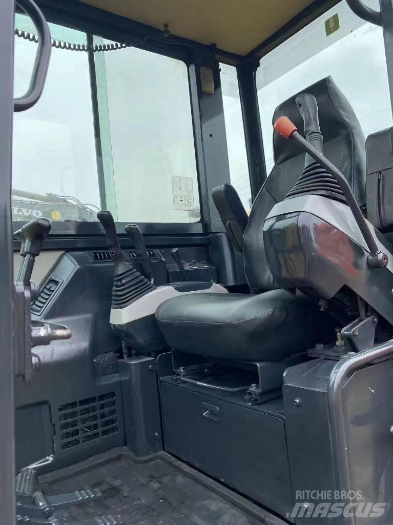 Komatsu PC 56-7 Міні-екскаватори < 7т