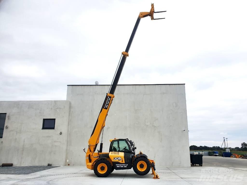 JCB 540-140     M329 Телескопічні фронтальні навантажувачі