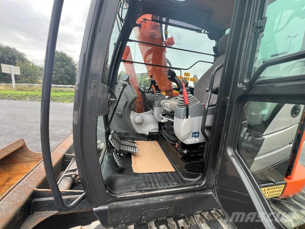 Hitachi ZX 85 US-6 Середні екскаватори 7т. - 12т.