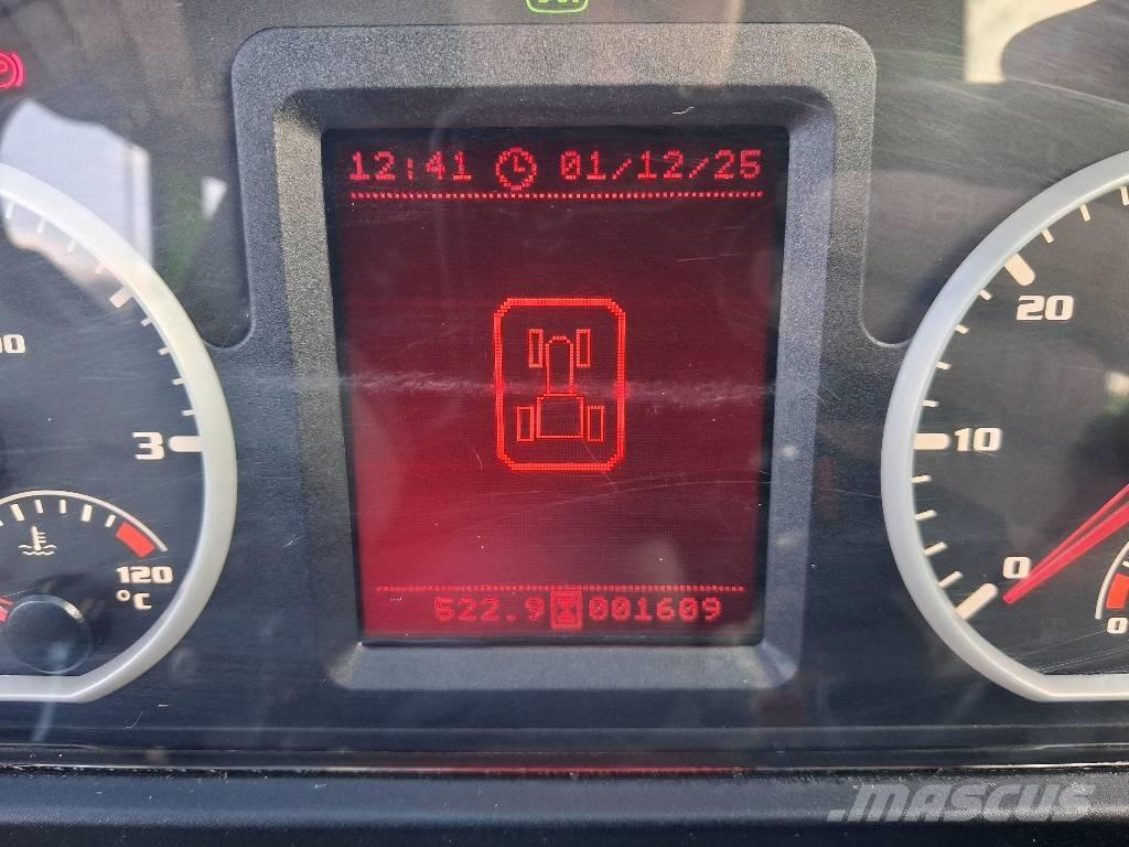 Merlo P 27.6 Plus Телескопічний навантажувач