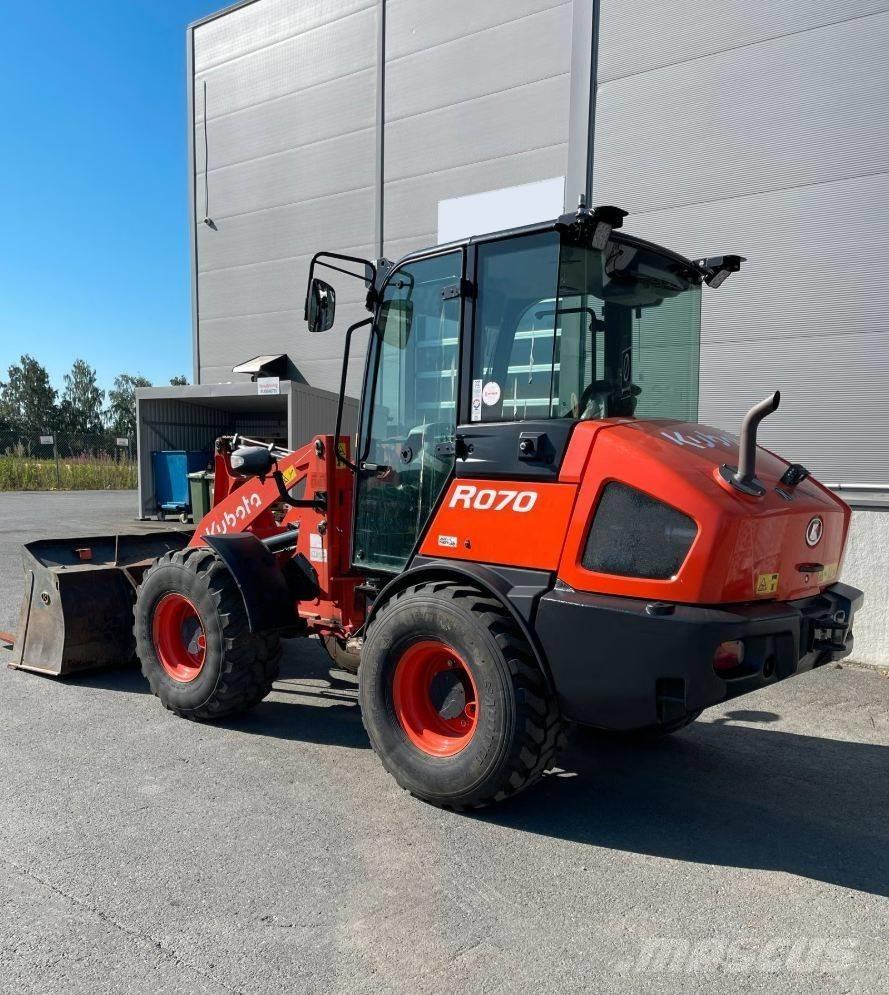 Kubota R 070 HW Фронтальні навантажувачі