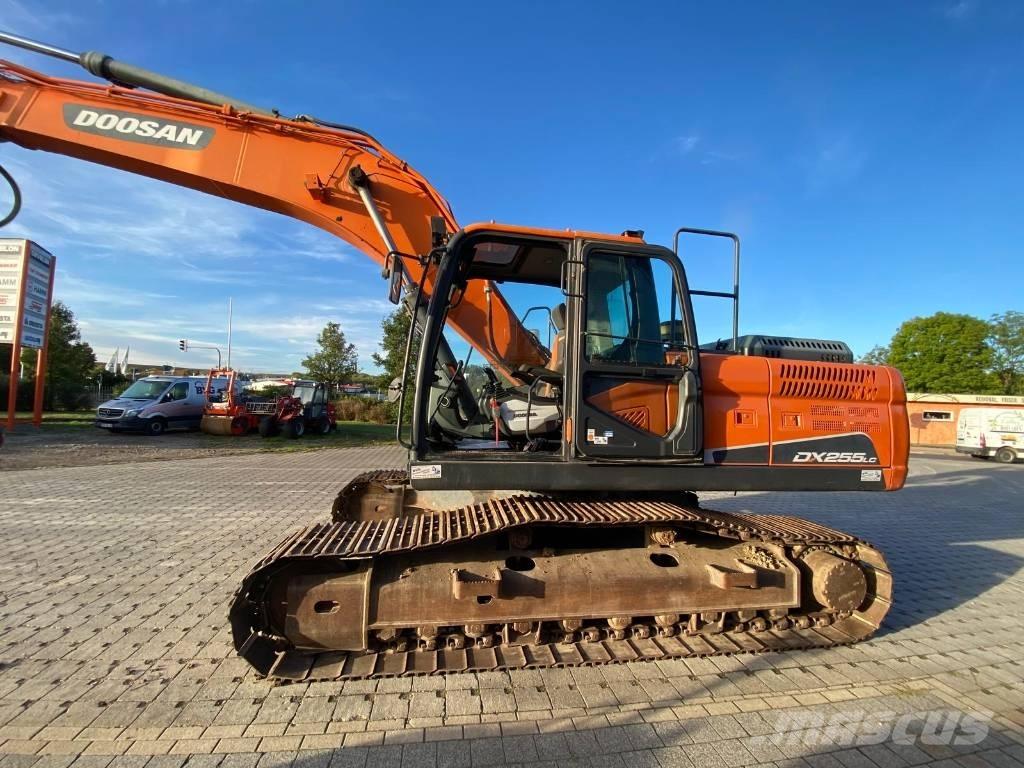 Doosan DX 255 LC-5 Гусеничні екскаватори