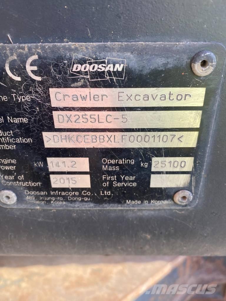 Doosan DX 255 LC-5 Гусеничні екскаватори