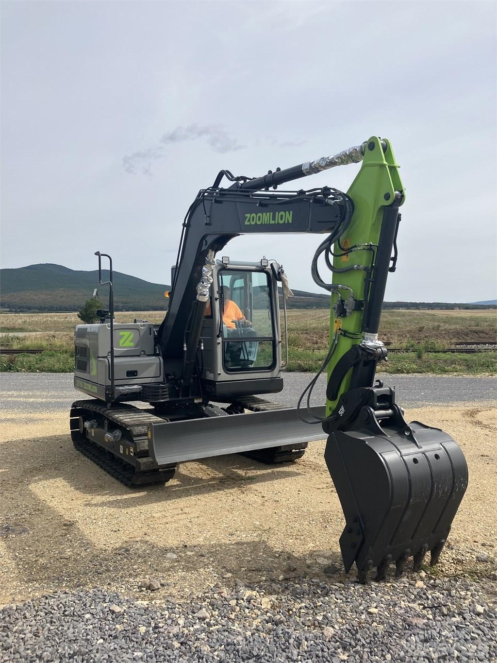 Zoomlion ZE75G Гусеничні екскаватори