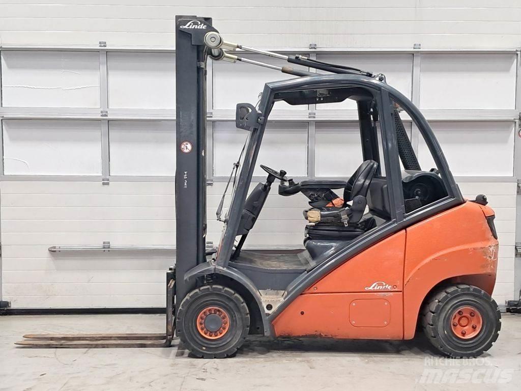 Linde H25T Газові навантажувачі