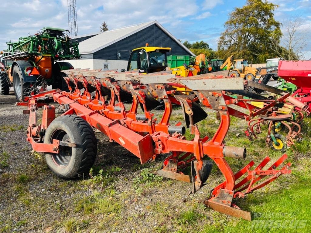 Kuhn Manager 7 Реверсивні плуги