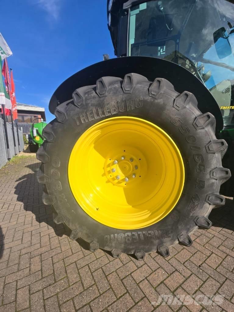 John Deere 6155 R Трактори