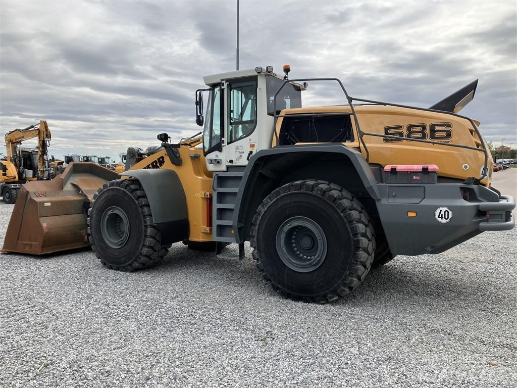 Liebherr L586 Xpower Фронтальні навантажувачі
