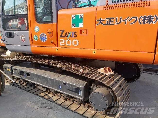 Hitachi Zaxis 200 Гусеничні екскаватори