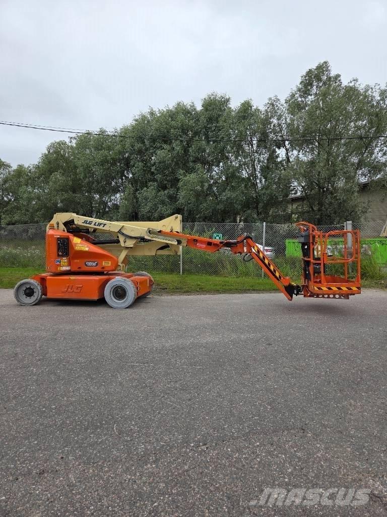 JLG E 400 AJPN Колінчаті підйомники