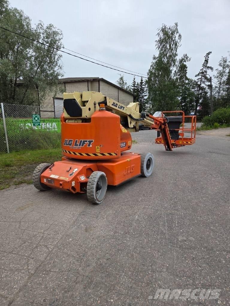 JLG E 400 AJPN Колінчаті підйомники