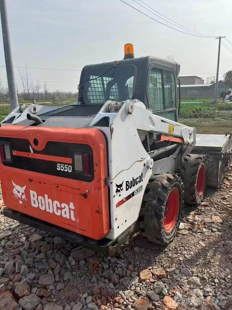 Bobcat S 550 Фронтальні навантажувачі
