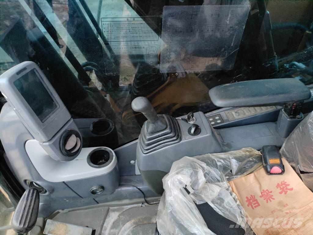 CAT 320 D Гусеничні екскаватори