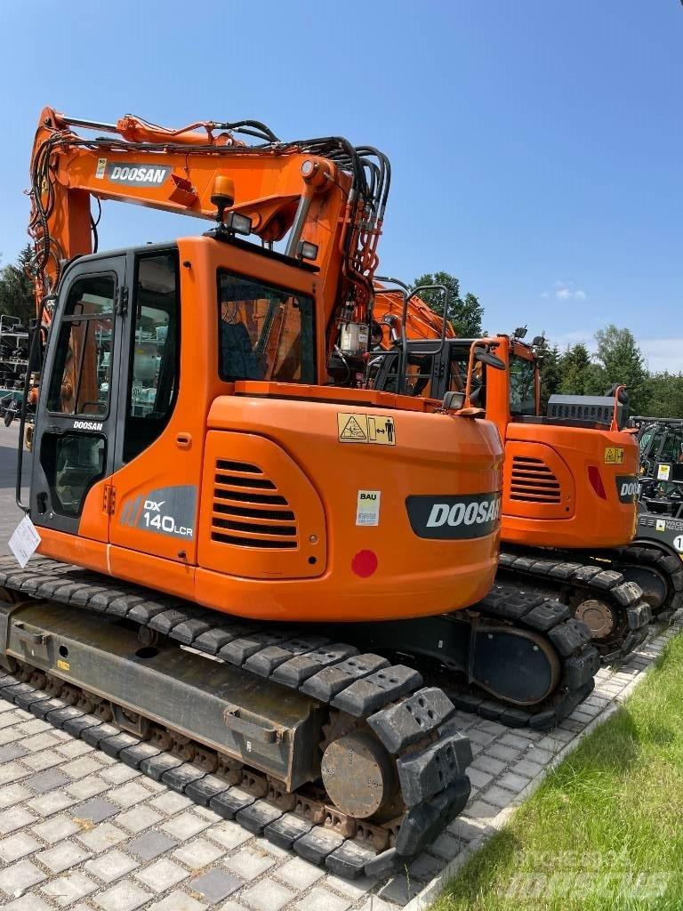 Doosan DX 140 LCR-3 Гусеничні екскаватори