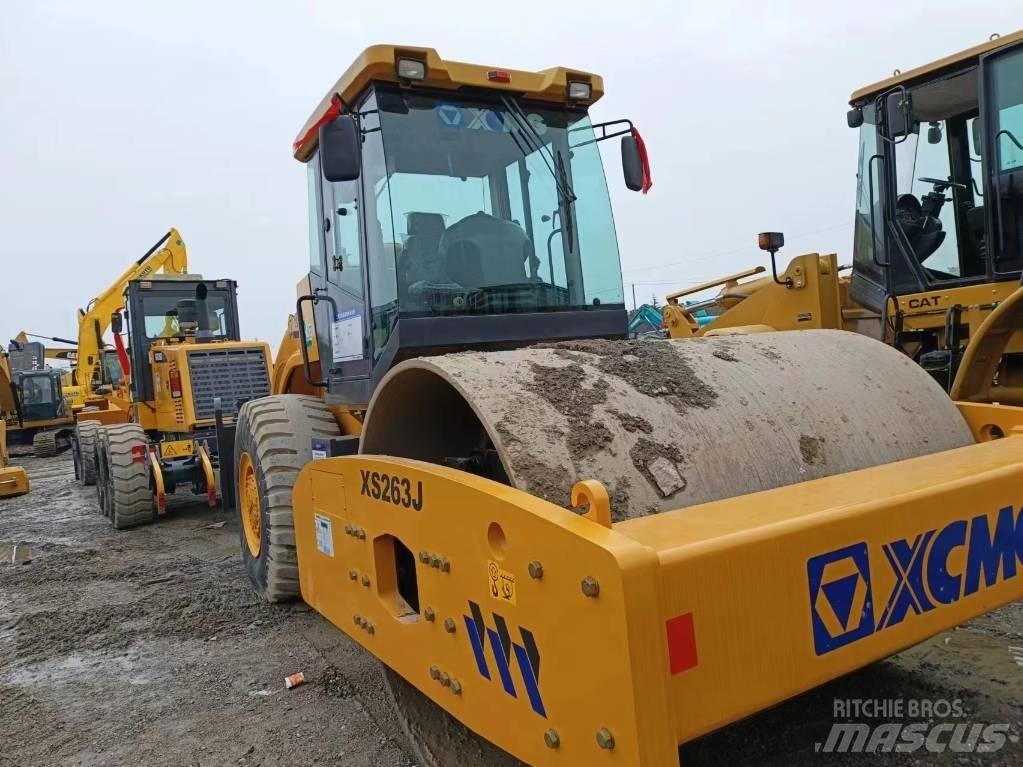 XCMG XC263J Грунтові котки