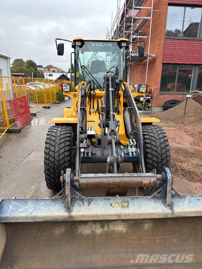 Volvo L 35 G Фронтальні навантажувачі