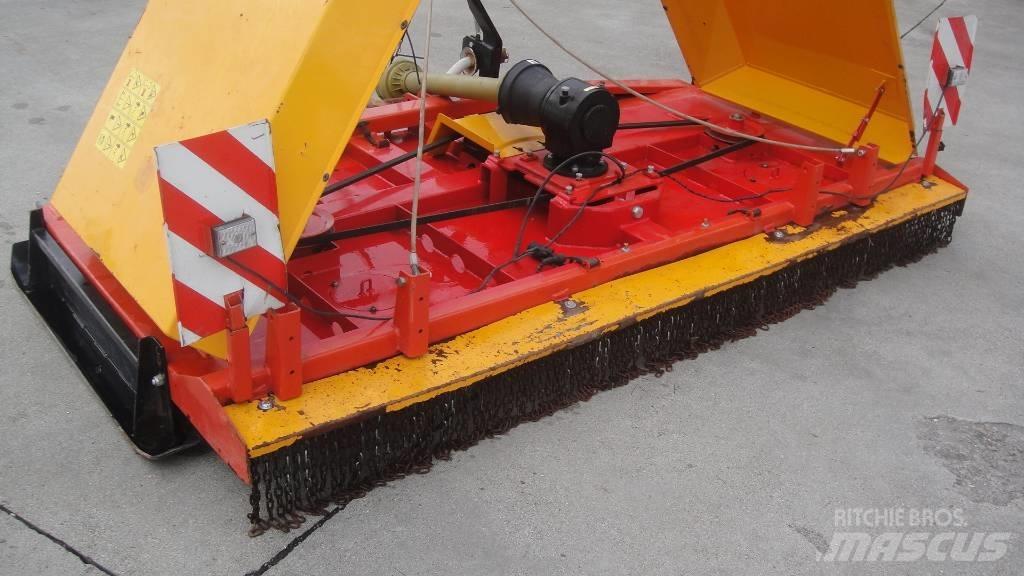 VTM Maaier VTM 280 Навісні та причіпні косарки